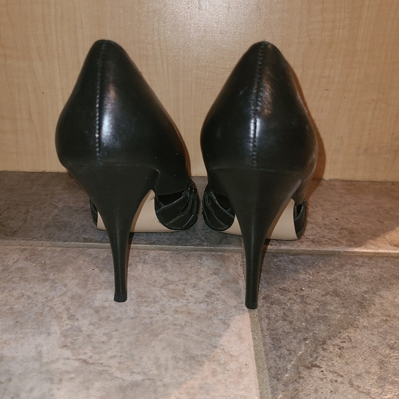 Y2K size 8 Steven by Steve Madden pointy black pumps (fits more like a 7.5) - Picture 3 of 5
